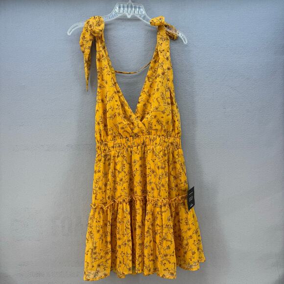 Lulus Dresses & Skirts - Lulus Halter Sundress Women's M Yellow Gold Metallic Mini Dress Adjustable NWT